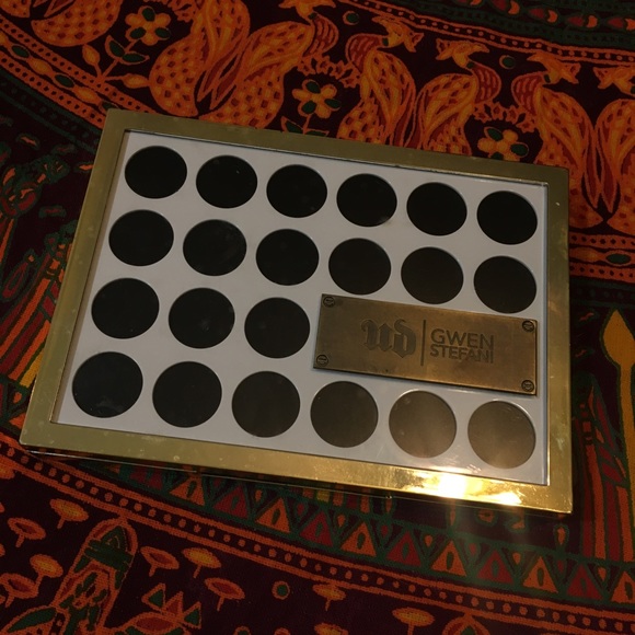 Urban Decay Other - Urban decay Gwen Stefani palette